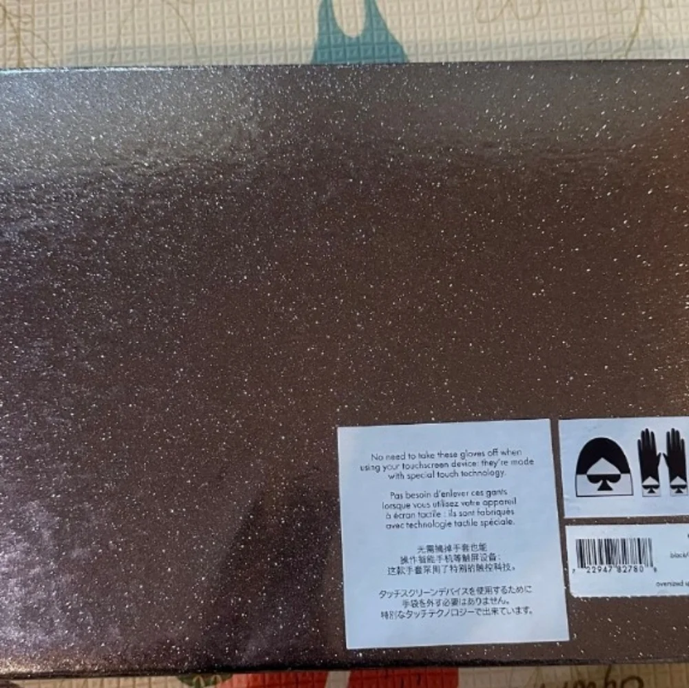 NEW IN BOX Kate Spade ♠️ Oversized Beanie & Glove Set White/Black Spade Lego